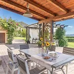 Binnella Bed & Breakfast 3*