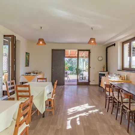 Couette-café Binnella 3*